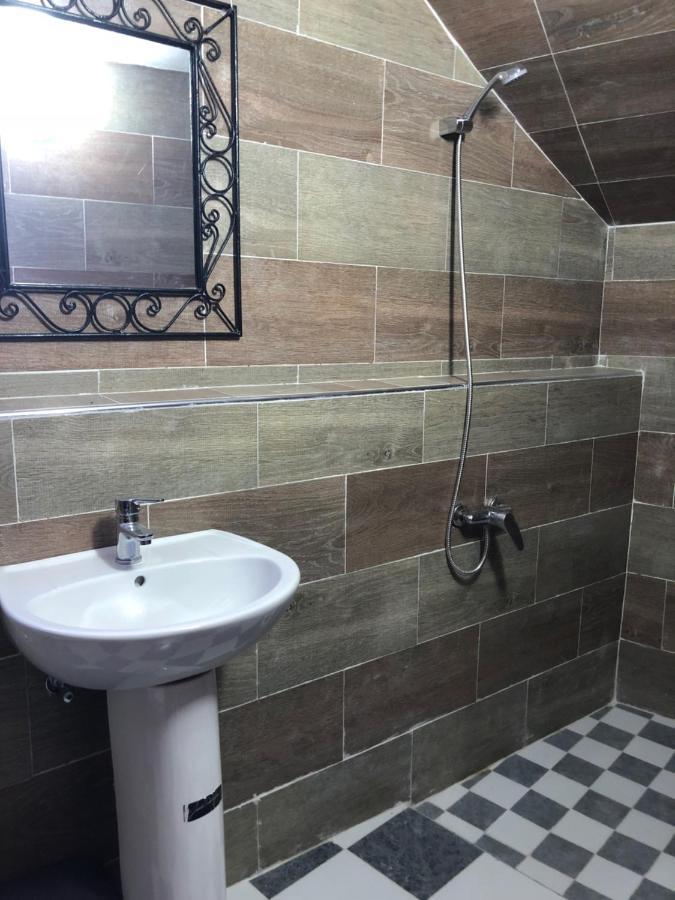 Hotel Nisrine Chefchaouen Bagian luar foto