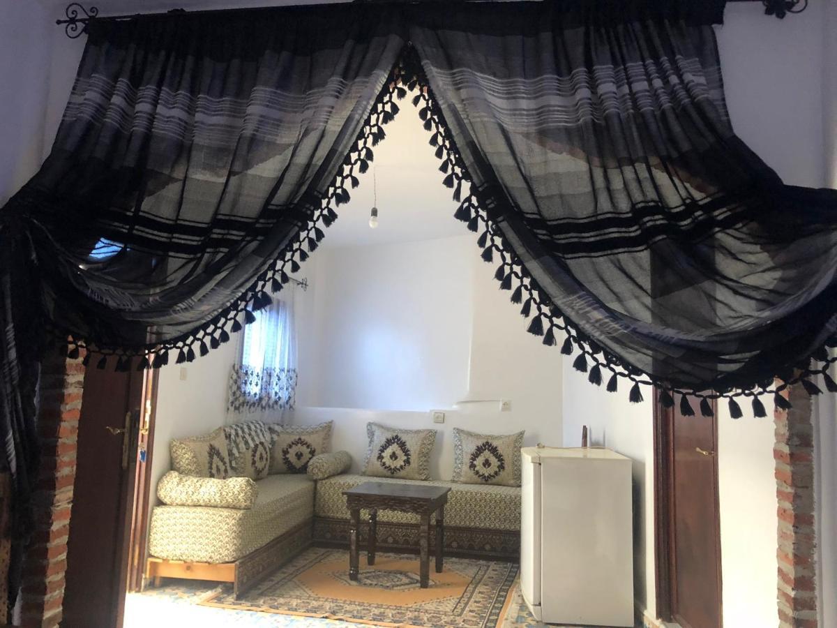Hotel Nisrine Chefchaouen Bagian luar foto