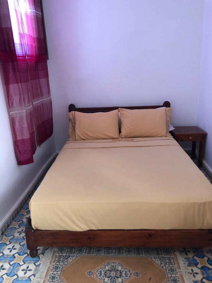 Hotel Nisrine Chefchaouen Bagian luar foto
